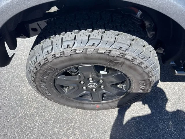 New 2025 Velocity Blue Metallic Ford Big Bend® image 17