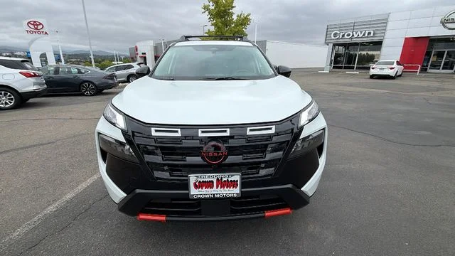 New 2026 Everest White Pearl TriCoat Nissan Rock Creek® image 8