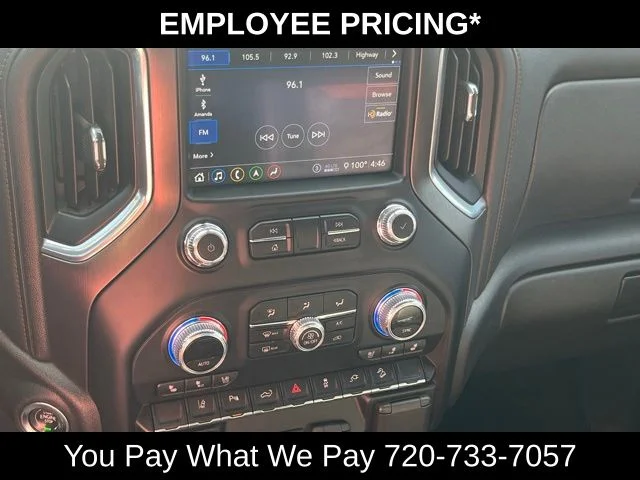 Used 2020 White GMC AT4 image 34
