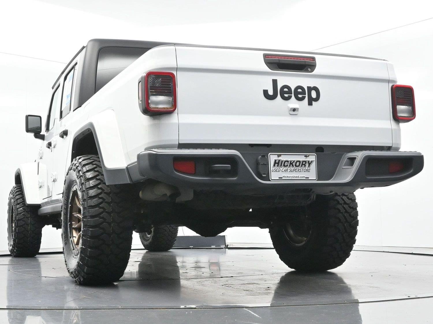 Used 2022 Bright White Clearcoat Jeep Willys image 46