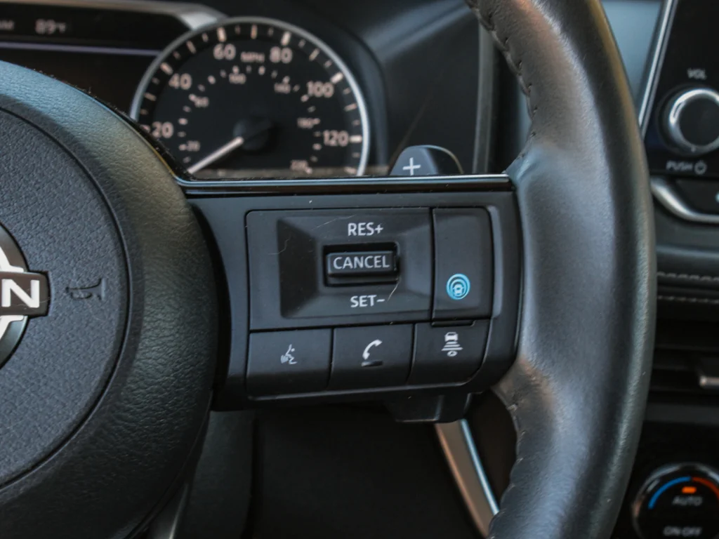 Used 2023 Pearl White Tricoat Nissan SV image 15
