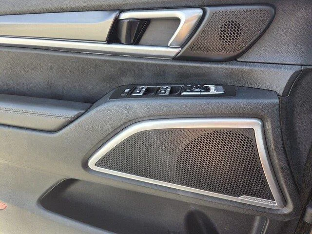 Used 2025 Dark Moss Kia S image 24
