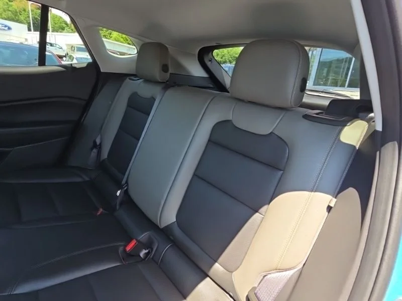 Used 2025 Blue Chevrolet ACTIV image 20