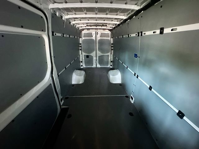 New 2026 Arctic White Mercedes-Benz Cargo 170 WB image 49