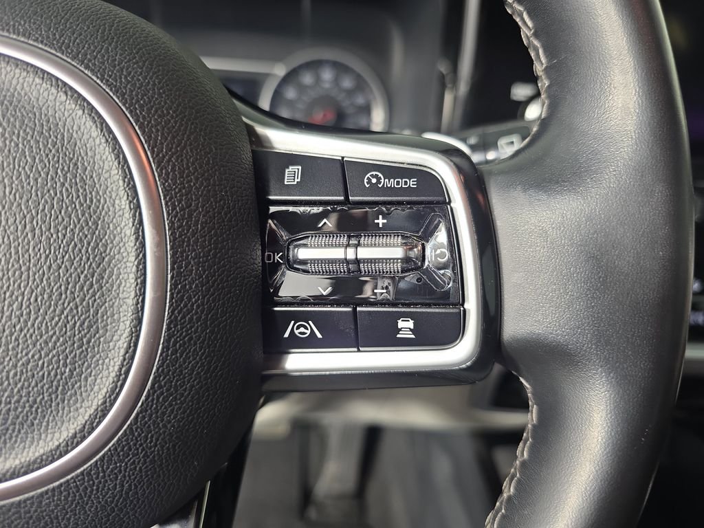 Used 2022 Gray Kia SX image 22