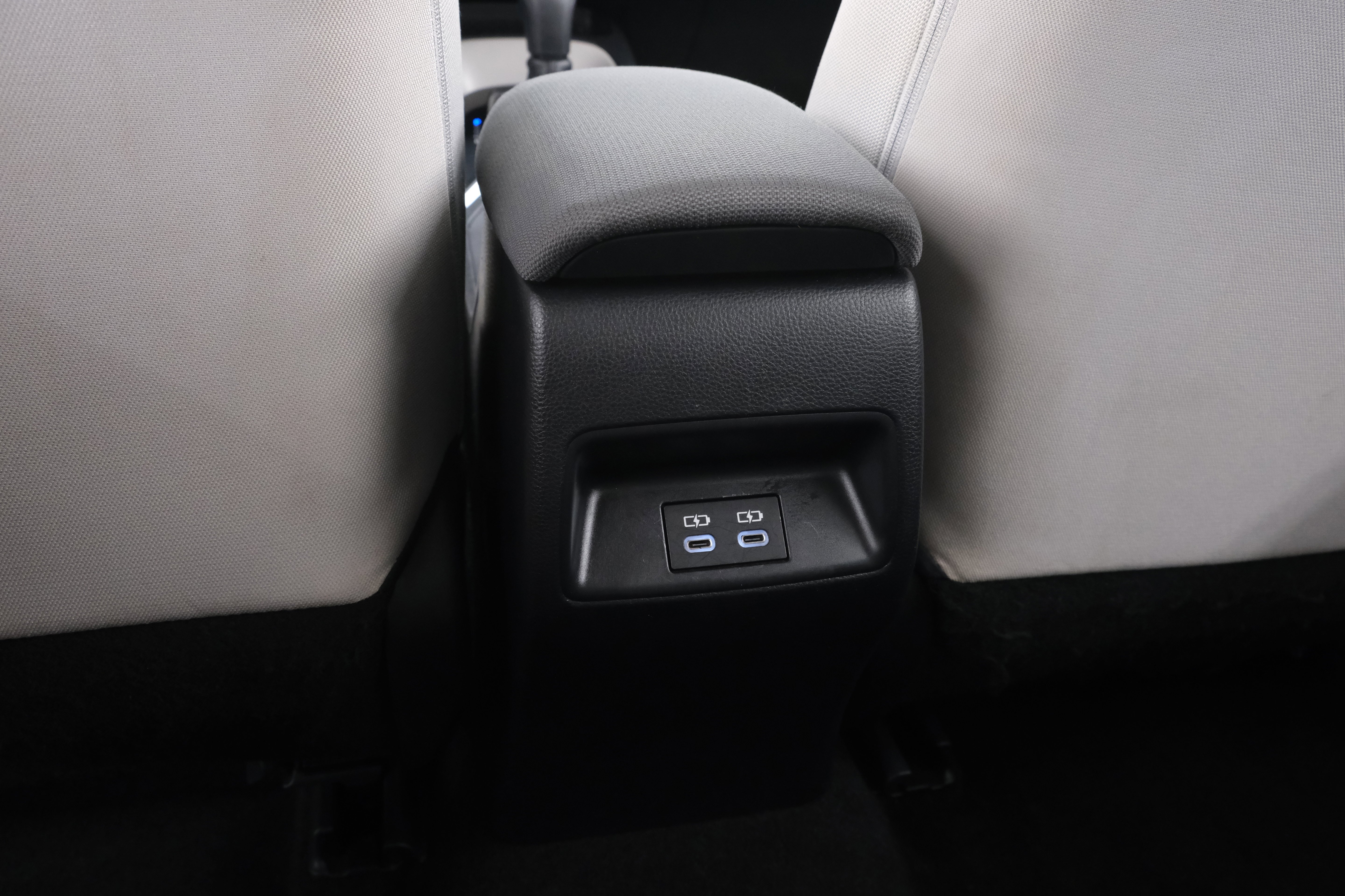 2024 Toyota Corolla LE - Photo 37