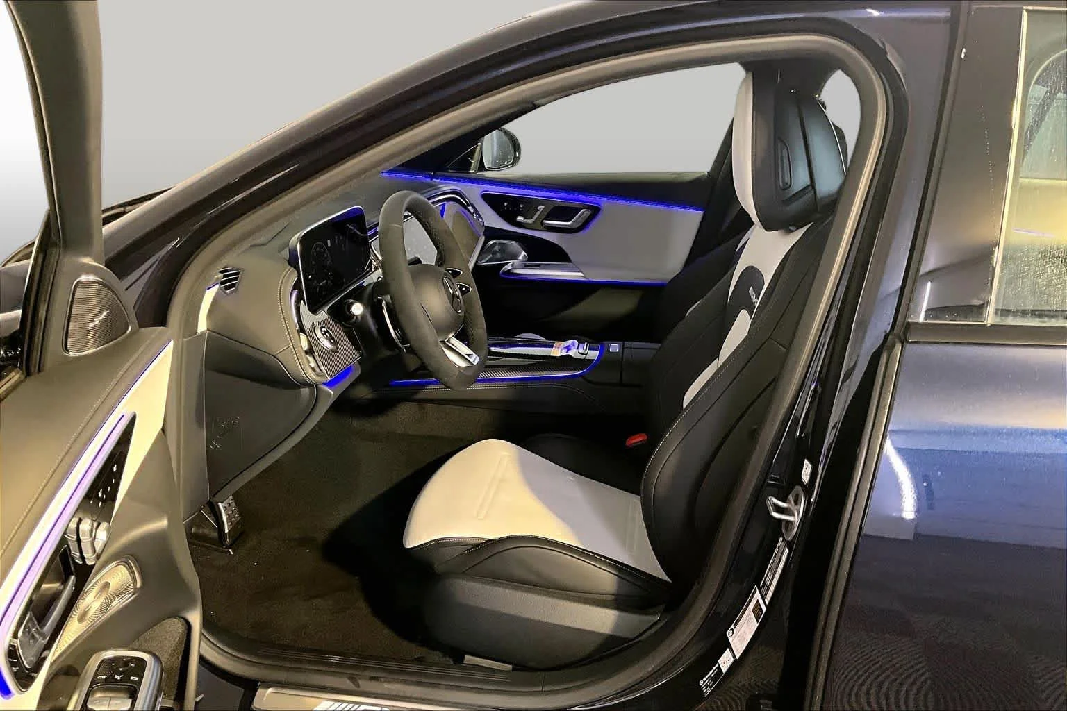 New 2026 Nautical Blue Metallic Mercedes-Benz AMG® E 53 E image 13