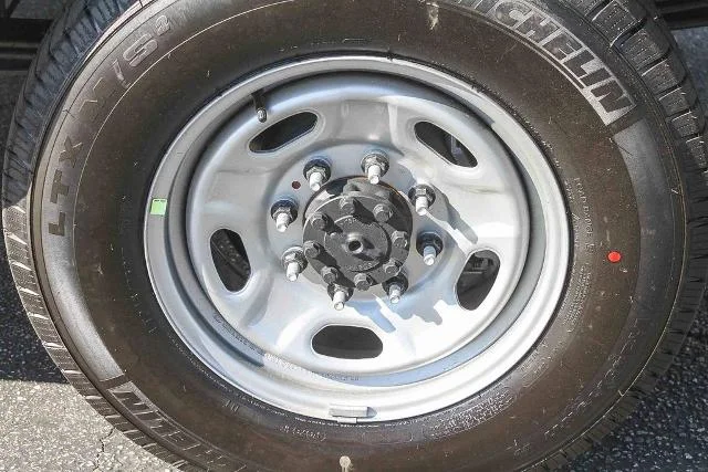 New 2026 Oxford White Ford F-250® XL image 40