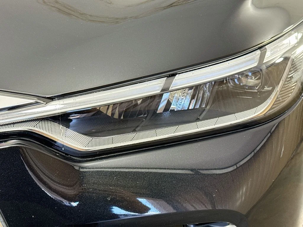 Certified Used 2023 Black INFINITI LUXE image 43