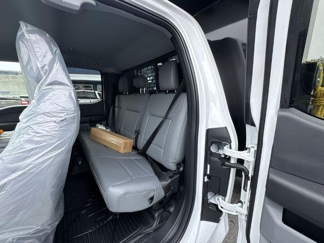 New 2026 Oxford White Ford F-350® XL image 26