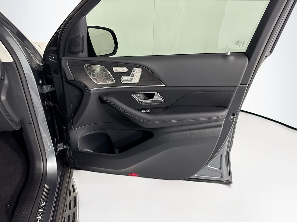 New 2026 Selenite Grey Metallic Mercedes-Benz GLE 450 image 25