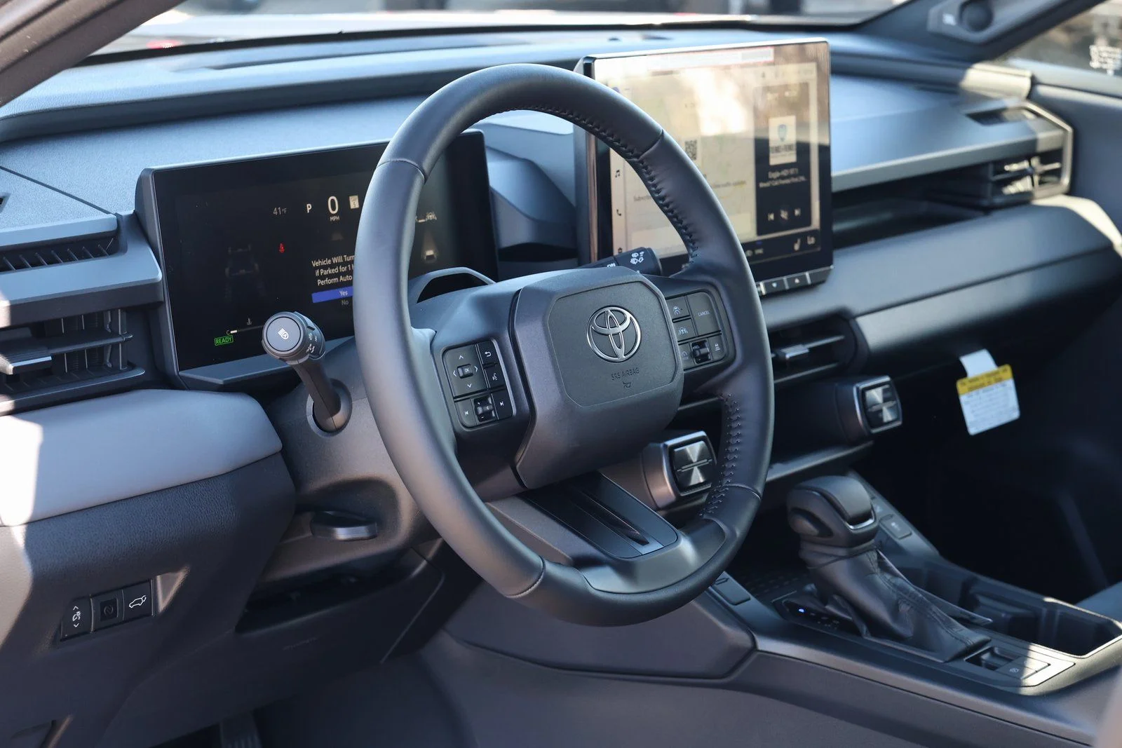 2026 Toyota RAV4 XSE - Photo 13