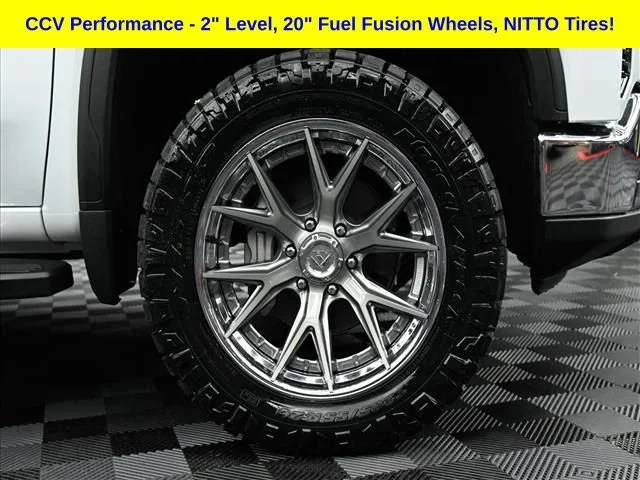 New 2026 Glacier White Tricoat GMC SLT image 30