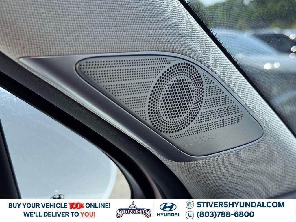 New 2027 White Hyundai Limited FWD image 31