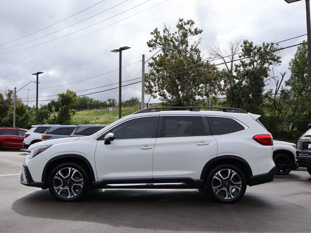 Used 2023 White Subaru Limited image 4