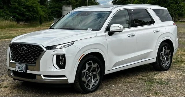 Used 2021 Hyper White Hyundai Calligraphy image 5