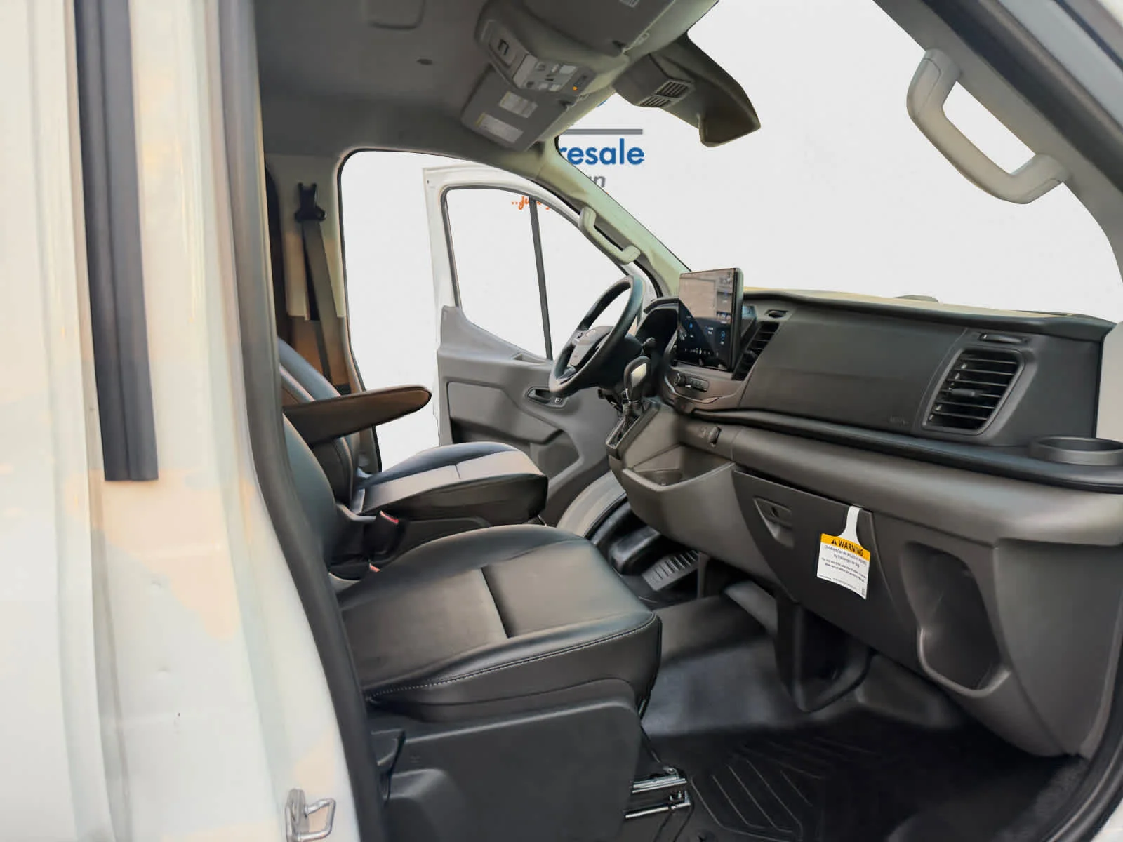 2025 Ford Transit Van Base - Photo 18
