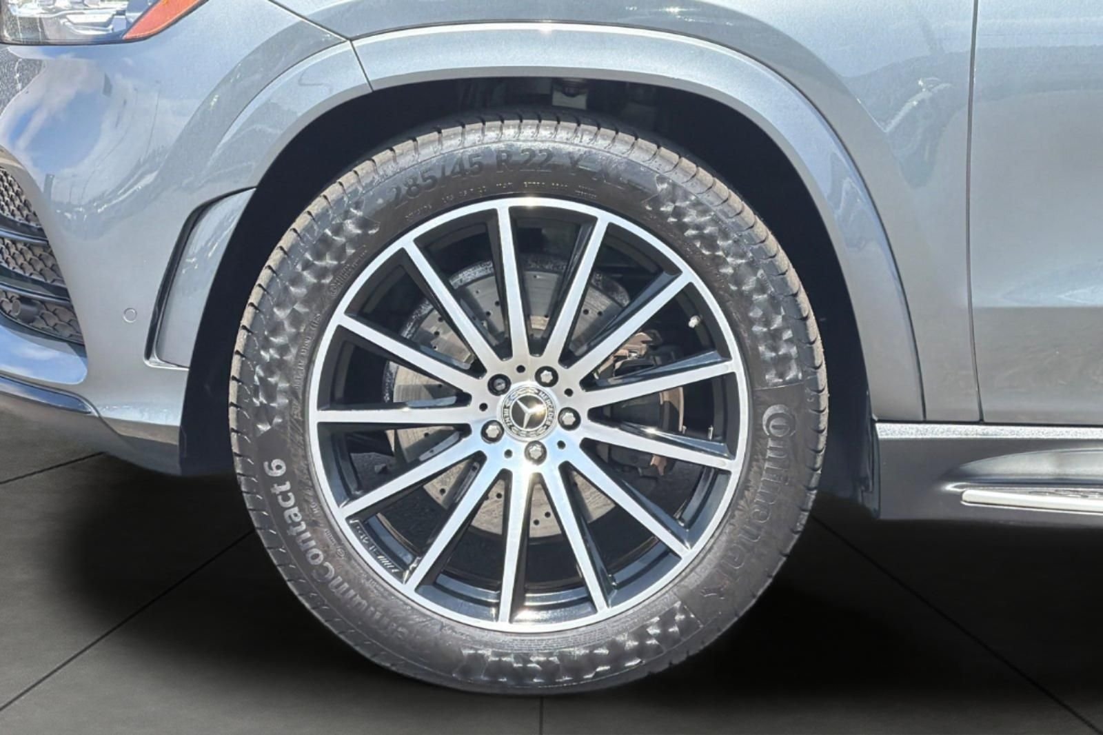 Certified Used 2022 Gray Mercedes-Benz GLS 450 image 5