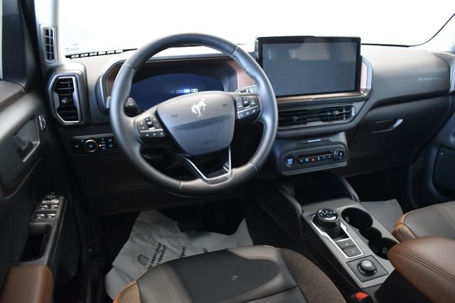 Used 2025 White Ford Outer Banks image 15