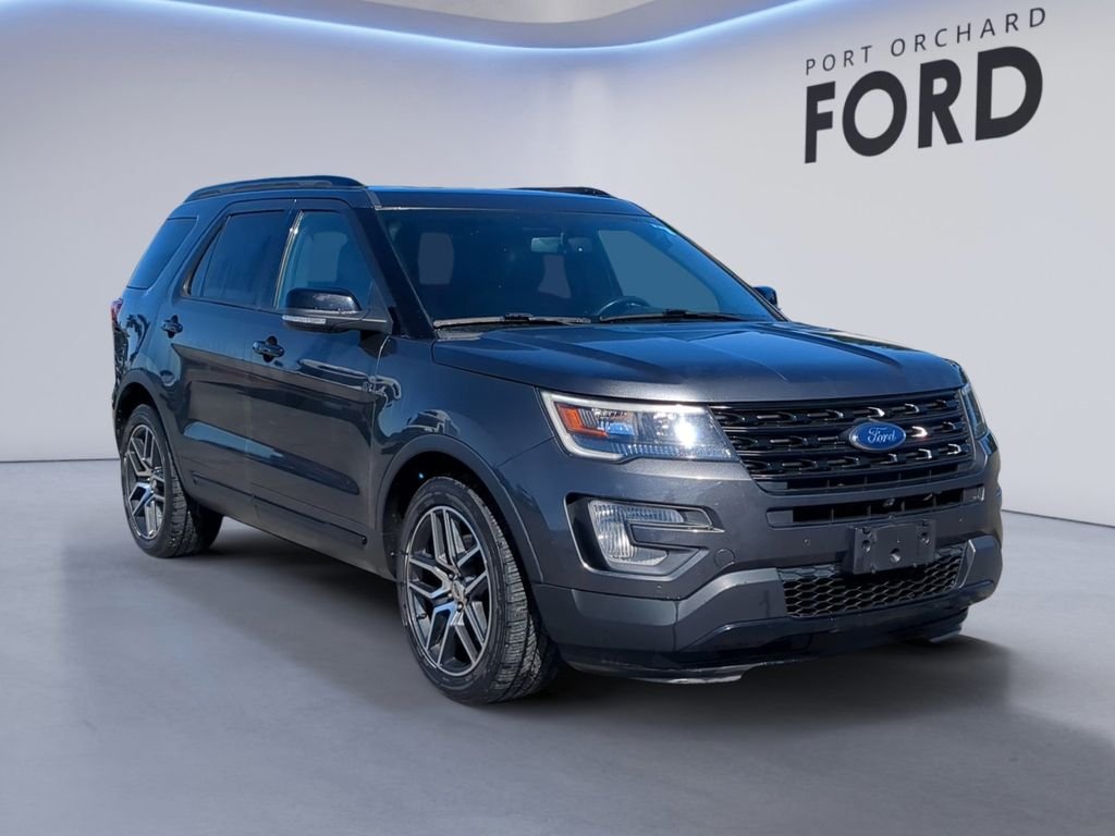 Used 2017 Magnetic Ford Sport image 9