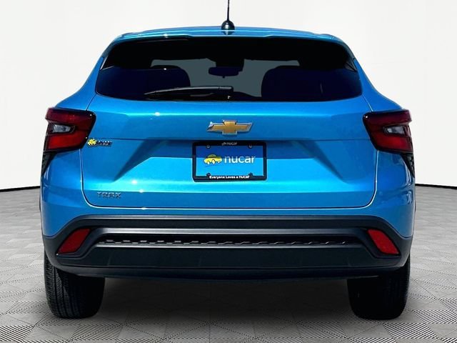 2026 Chevrolet Trax LS - Photo 5