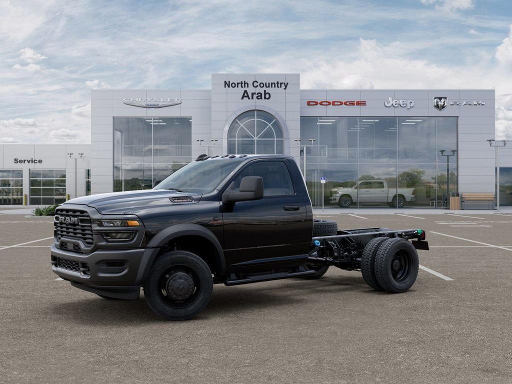 New 2026 Diamond Black Crystal Pearl-Coat Exterior Paint RAM Tradesman image 2