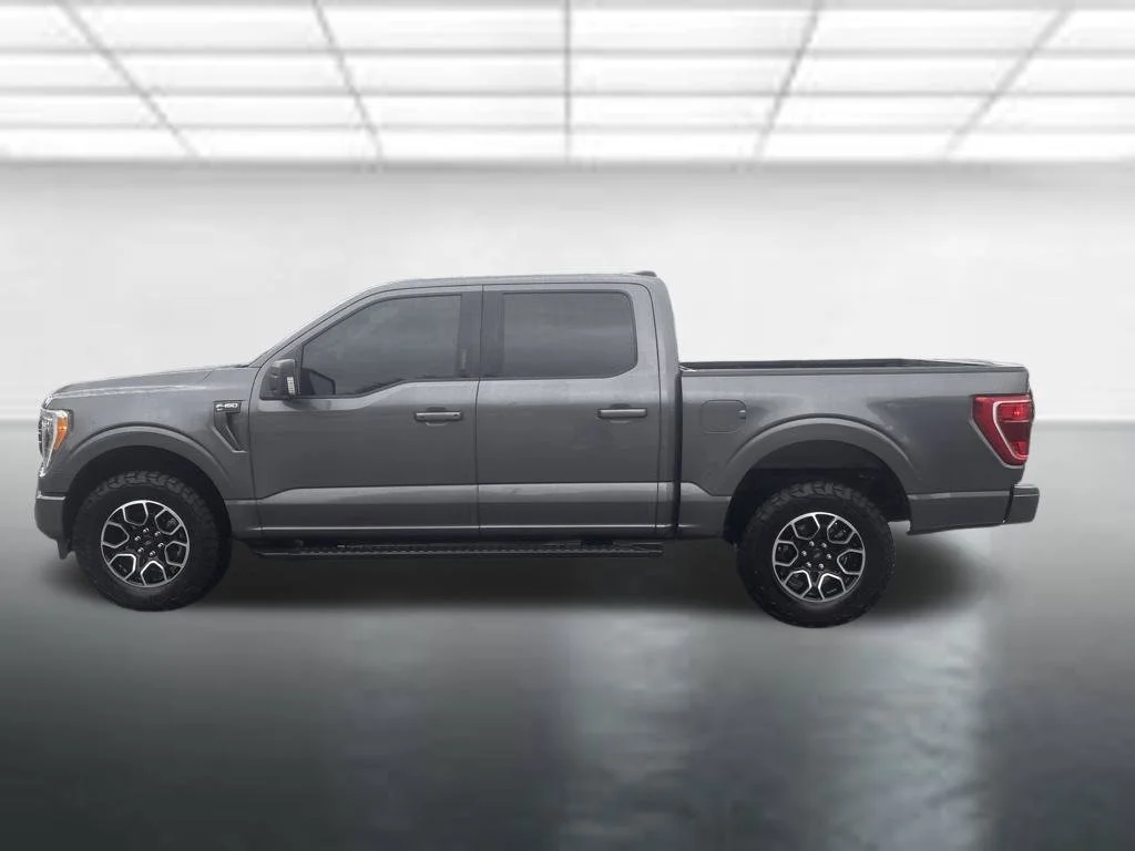 Certified Used 2021 Carbonized Gray Metallic Ford XLT image 10