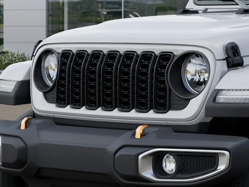 New 2026 Bright White Clearcoat Jeep 85th Anniversary Edition image 39