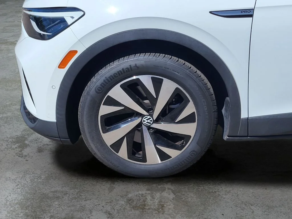 Used 2023 Pure White Volkswagen Pro image 25