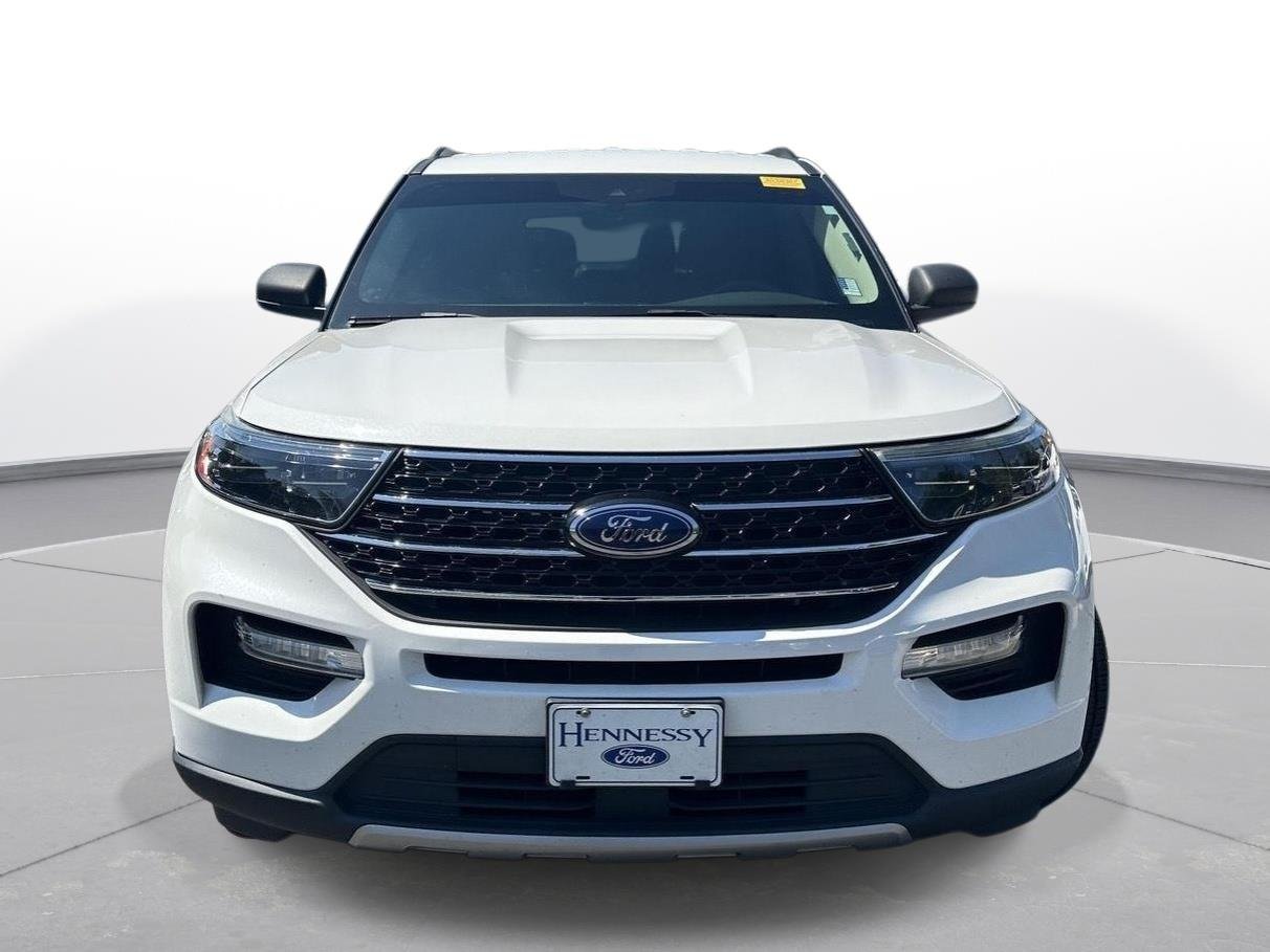 Used 2020 Star White Metallic Tri-Coat Ford XLT image 3