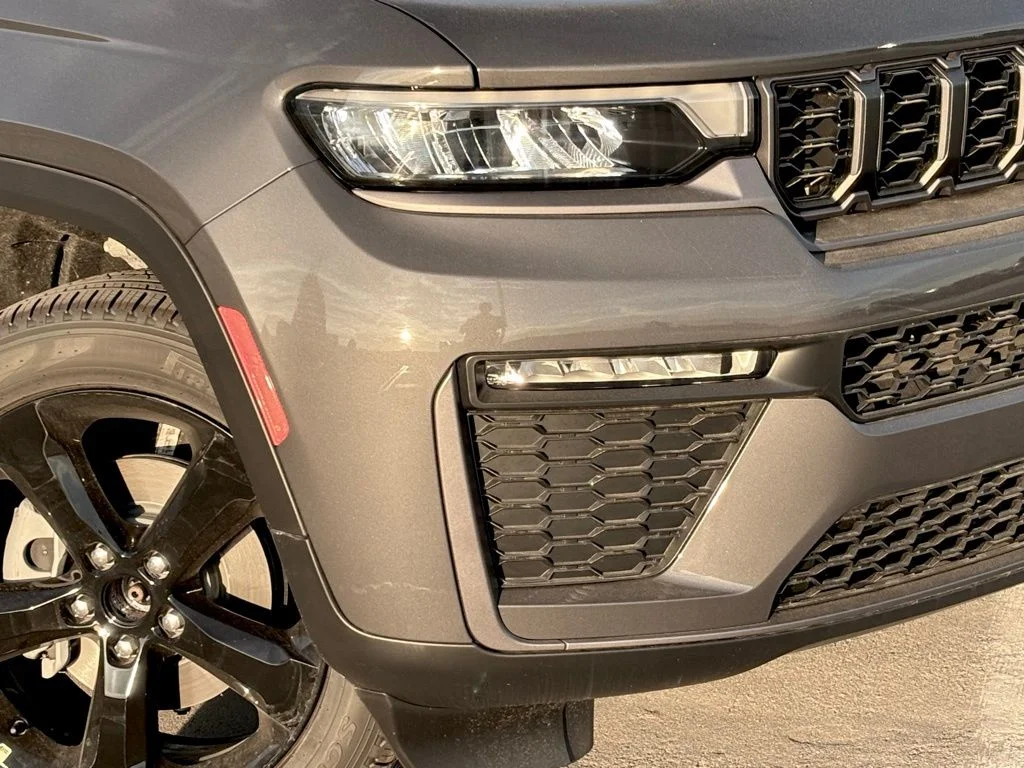 New 2026 Gray Jeep Limited image 4