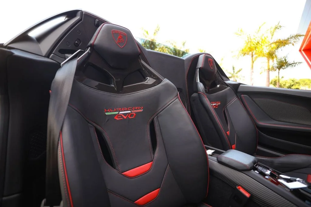 Used 2020 Nero Noctis Lamborghini Base image 53