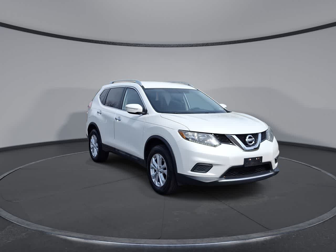 Used 2014 Nissan Rogue SV with VIN 5N1AT2MV0EC840469 for sale in Eatontown, NJ