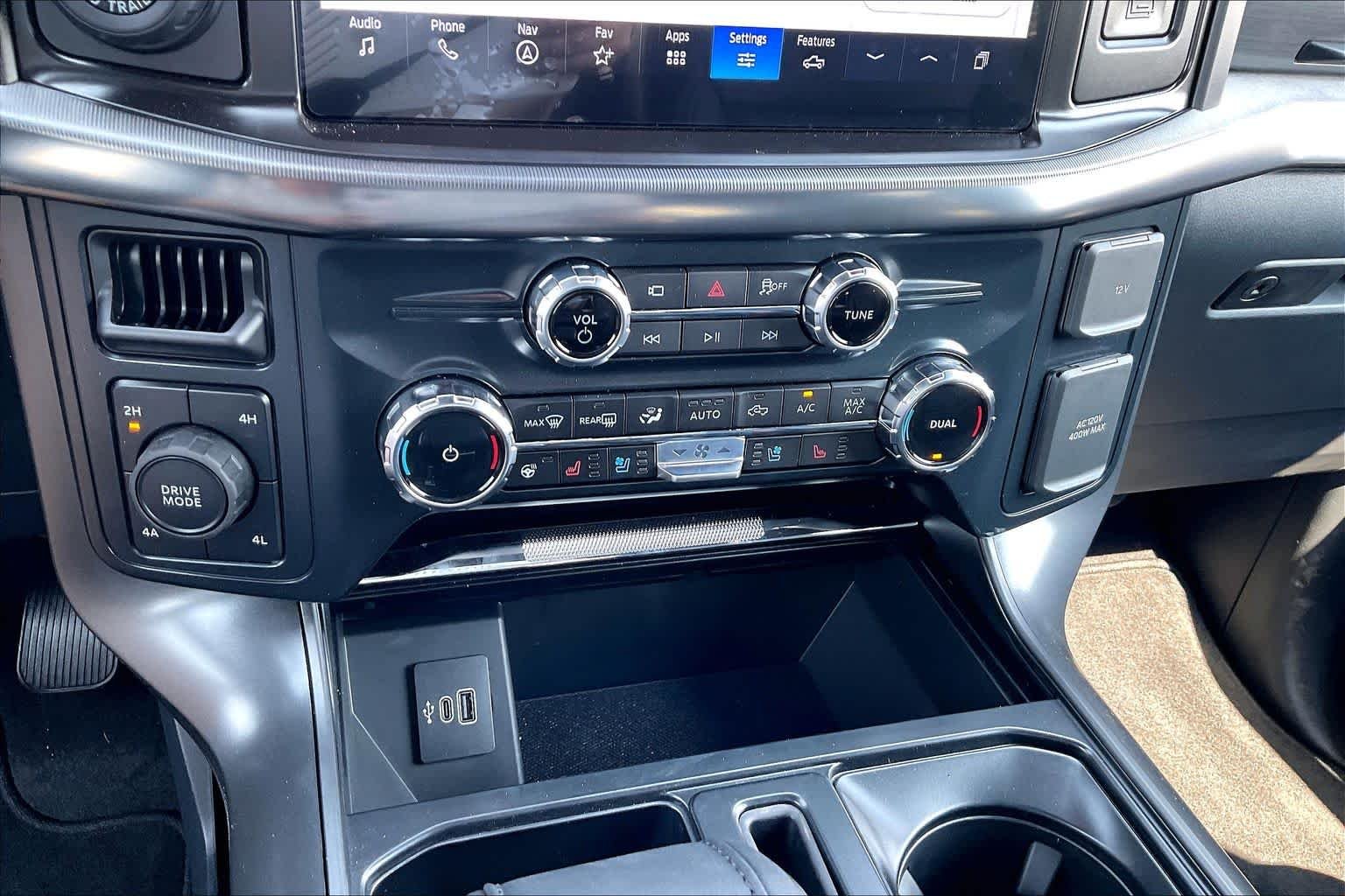 New 2026 Agate Black Metallic Ford Lariat® image 17
