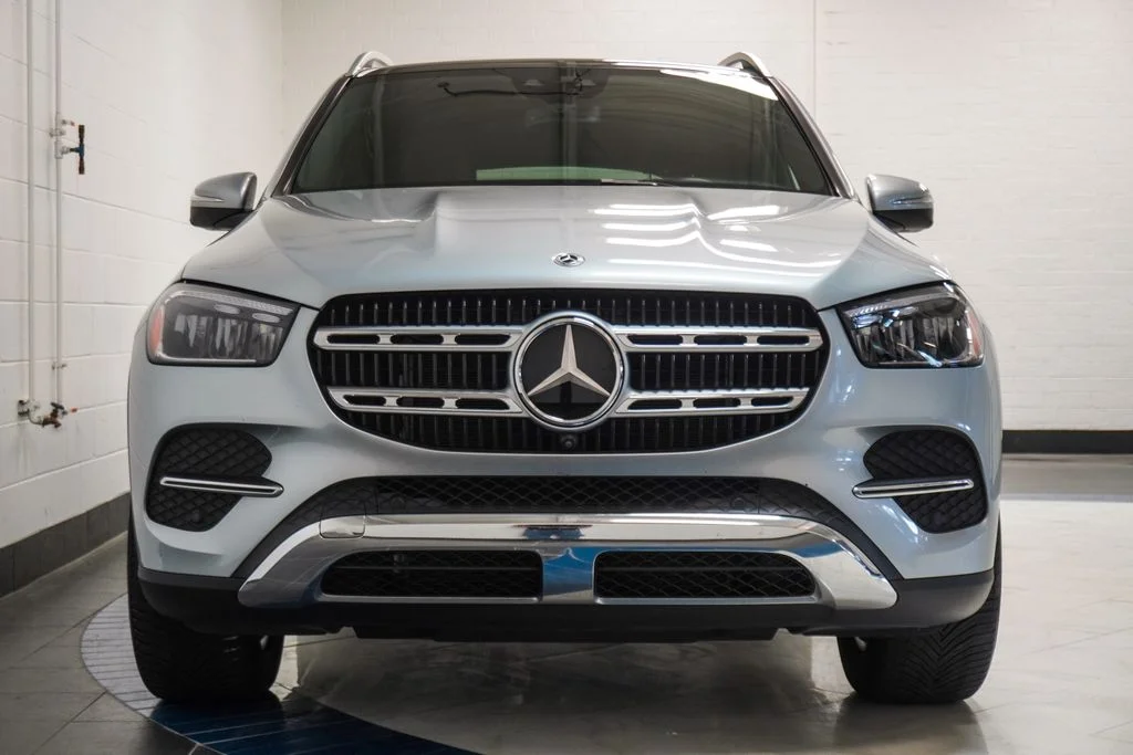 Used 2025 Gray Mercedes-Benz GLE 350 image 36
