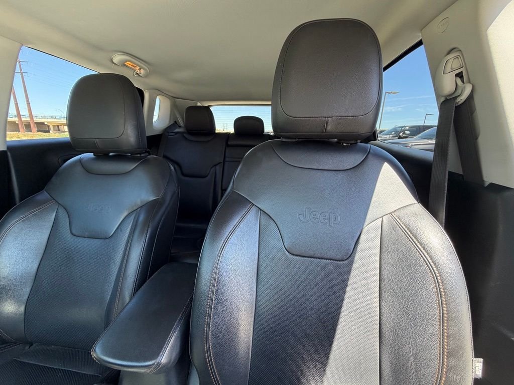 Used 2019 Black Jeep Limited image 13