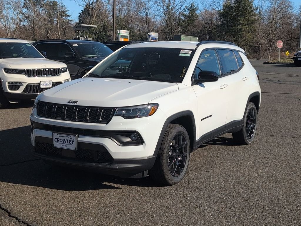 New 2026 Bright White Clearcoat Jeep Latitude image 7