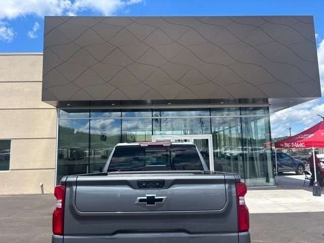 Used 2022 Gray Chevrolet RST image 13