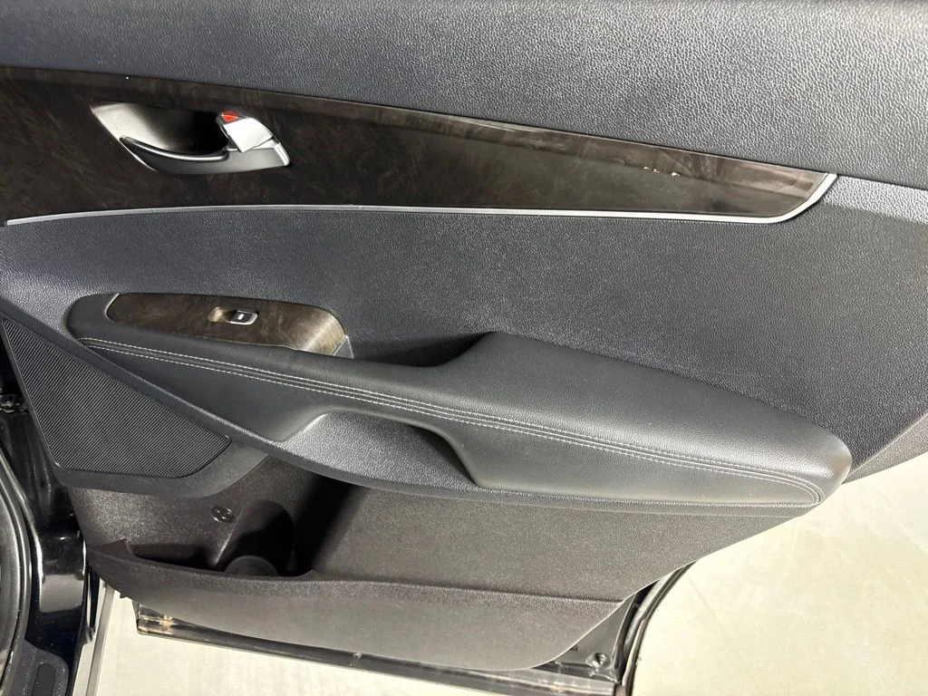 Used 2016 Black Kia LX image 15