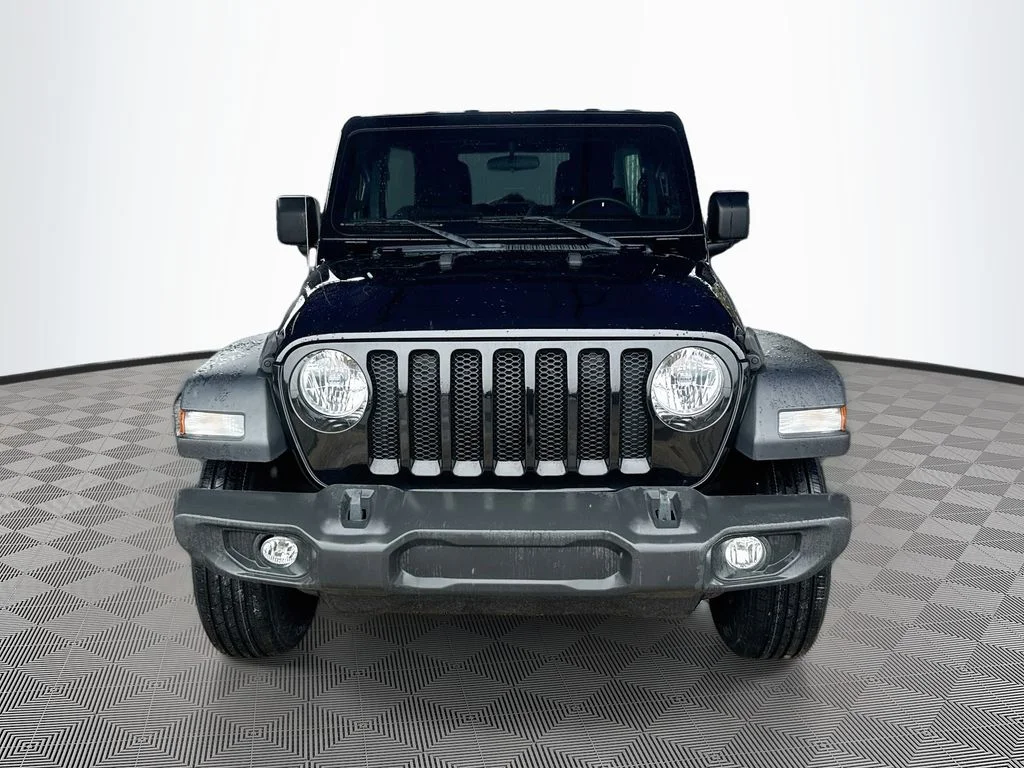 Used 2021 Black Jeep Unlimited Sport image 2