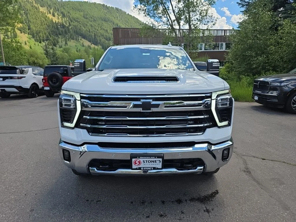 2026 Chevrolet Silverado 3500 HD LTZ - Photo 2