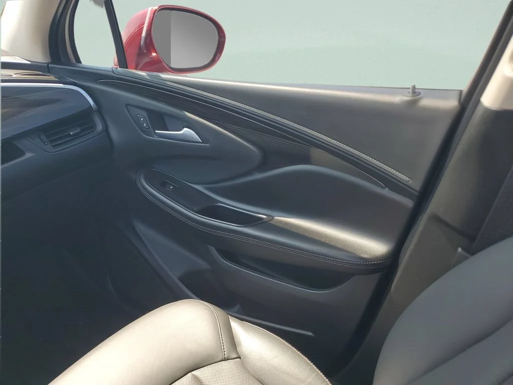 Used 2019 CHILI RED METALLIC Buick Essence image 13