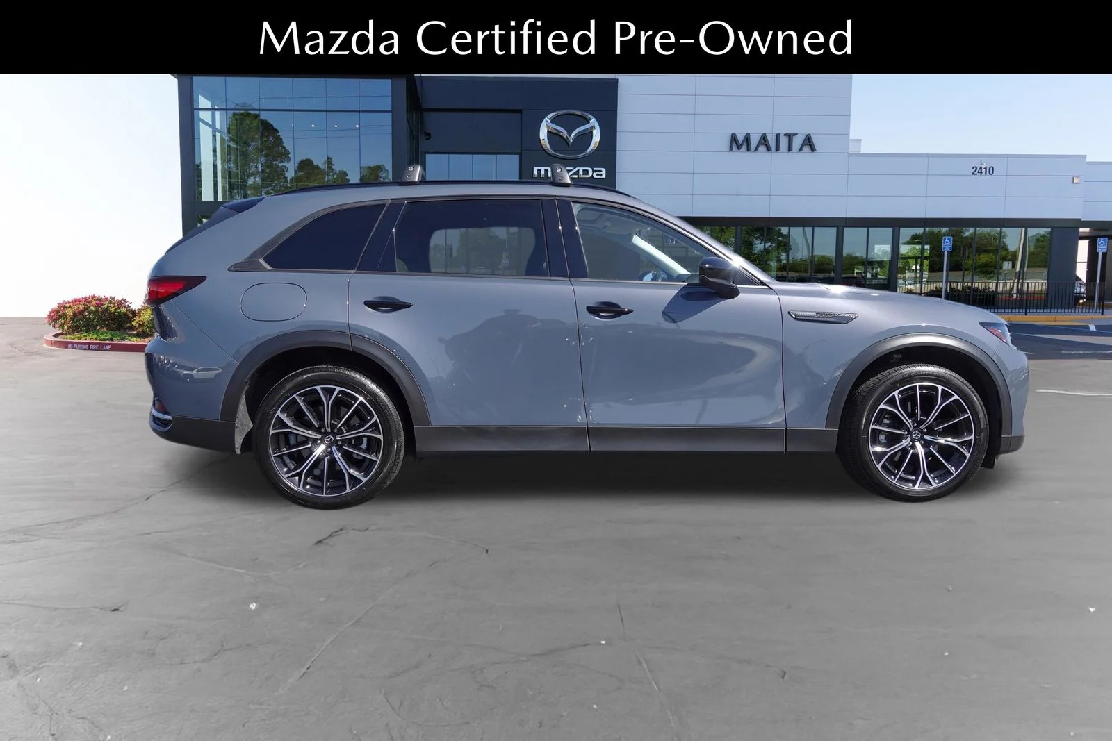 Certified Used 2025 Polymetal Gray Metallic Mazda Premium image 2