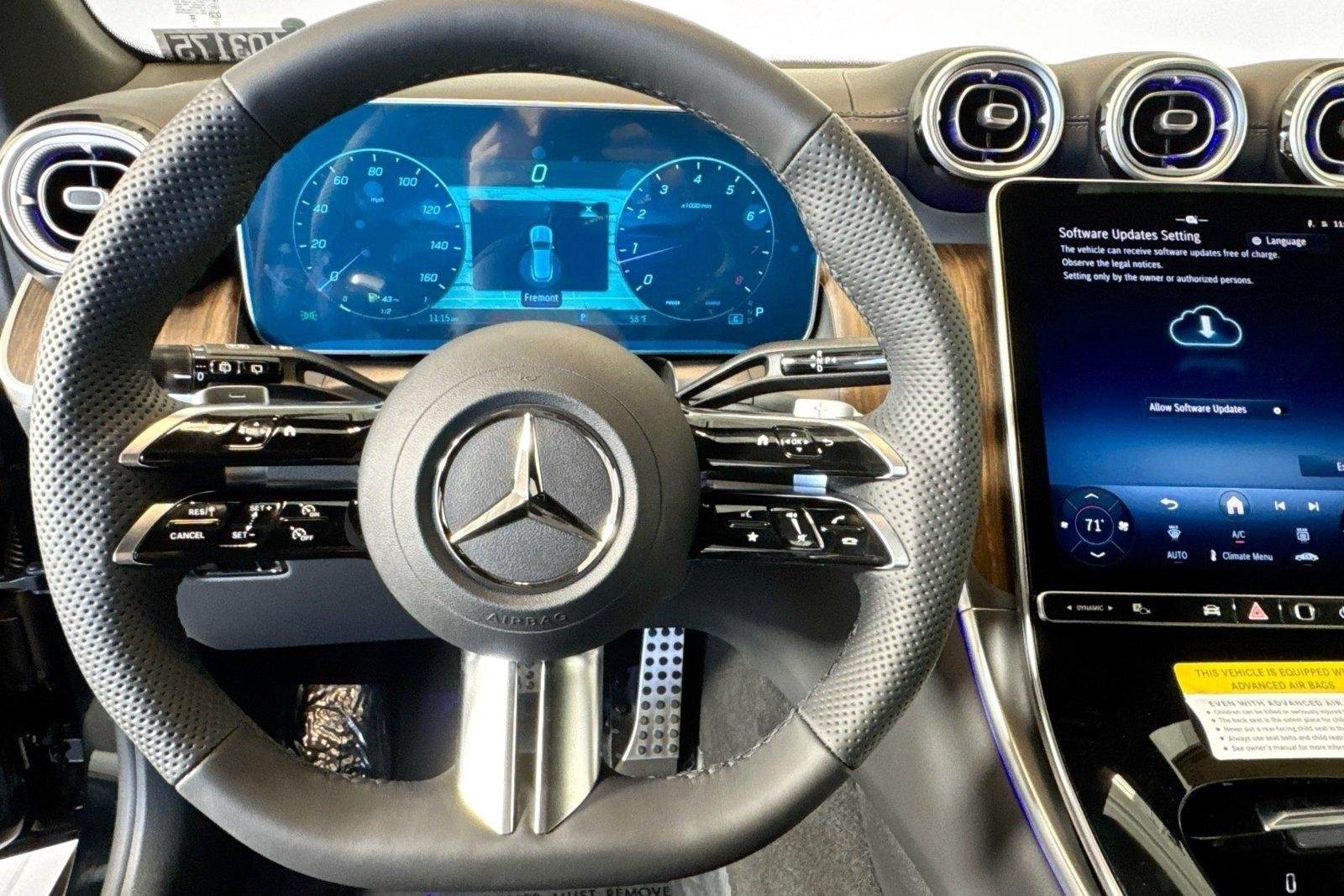 New 2026 Black Mercedes-Benz GLC 300 image 11