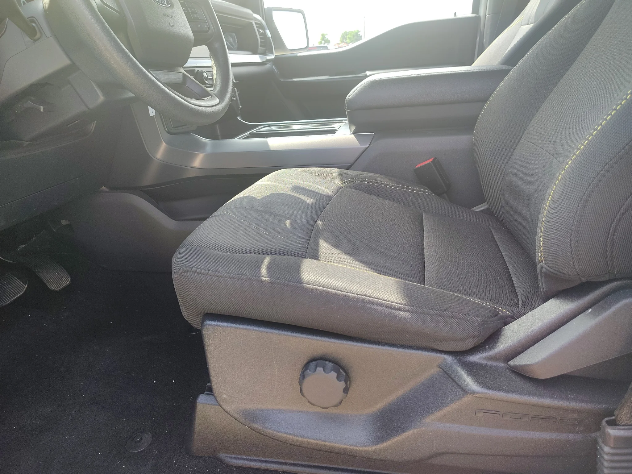 Used 2024 Oxford White Ford STX image 10