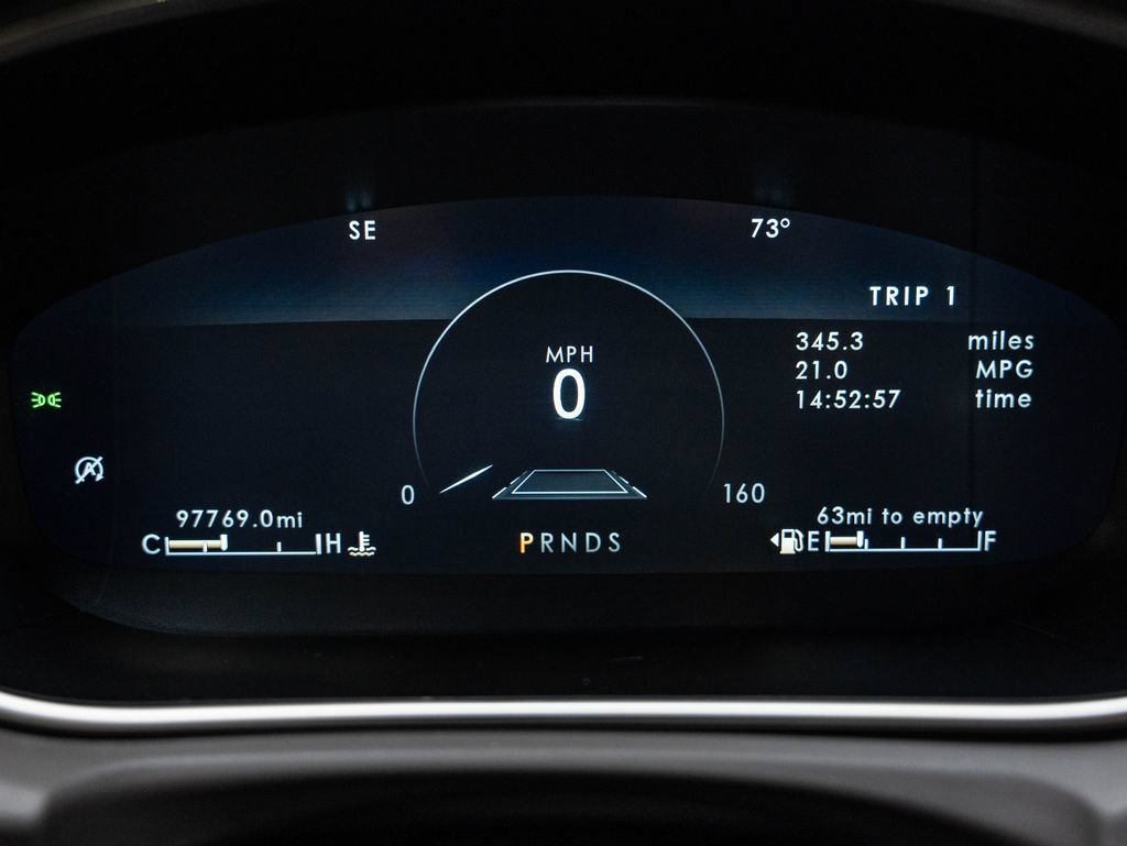 Used 2020 Pristine White Lincoln Reserve image 33