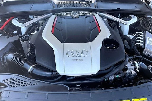 Used 2019 White Audi Prestige image 34