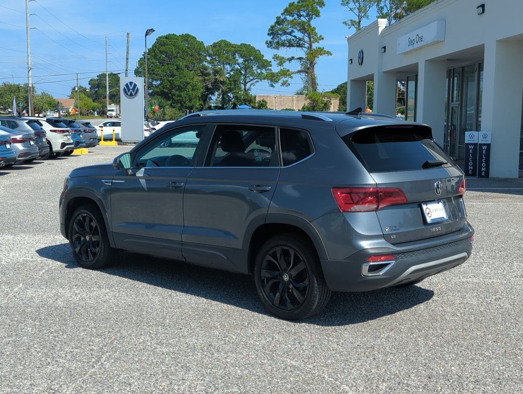 Used 2023 Gray Volkswagen 1.5T SE image 5