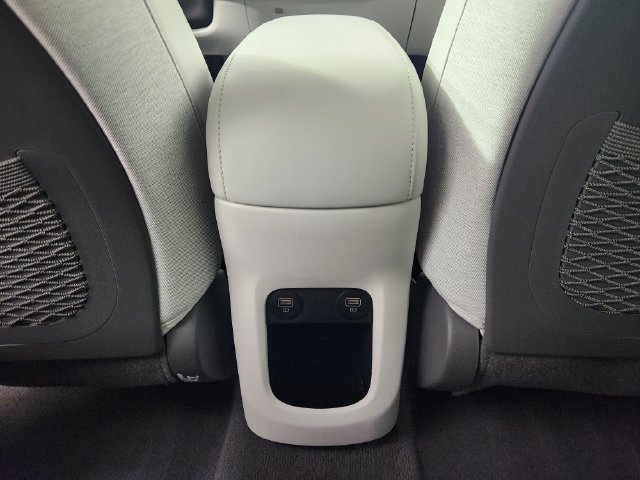 2024 Hyundai IONIQ 5 Limited - Photo 17
