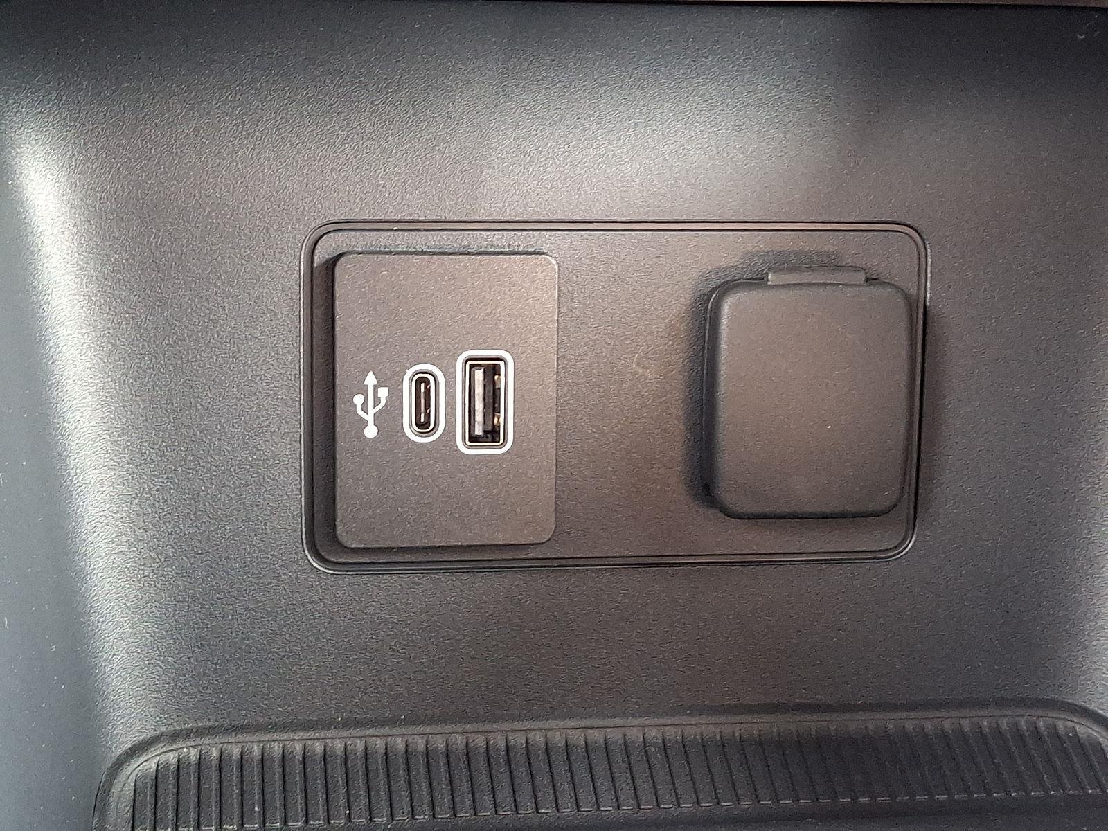 New 2026 Agate Black Metallic Ford Active image 17
